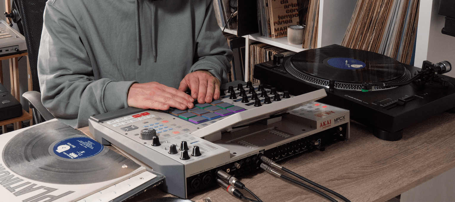 Akai Pro MPC X SE Special Edition - фото 12