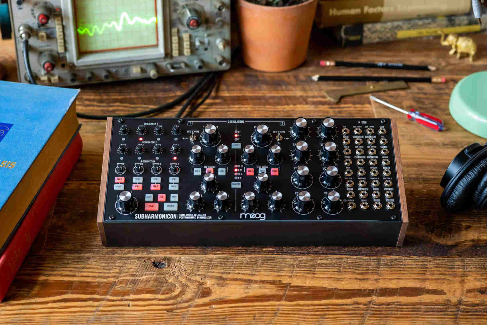Moog Subharmonicon - фото 9