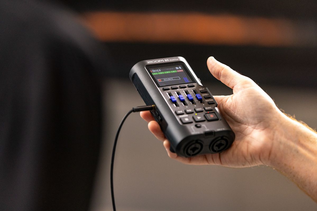 Zoom R4 MultiTrak - фото 11