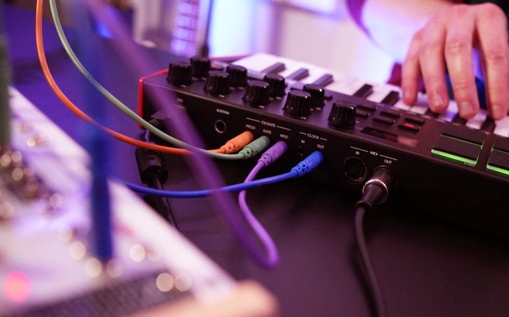 Akai Pro MPK MINI PLUS - фото 16