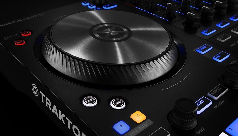 Native Instruments Traktor Kontrol S3 - фото 9