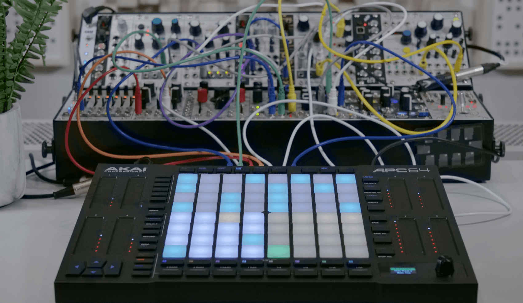 Akai Pro APC 64 - фото 8