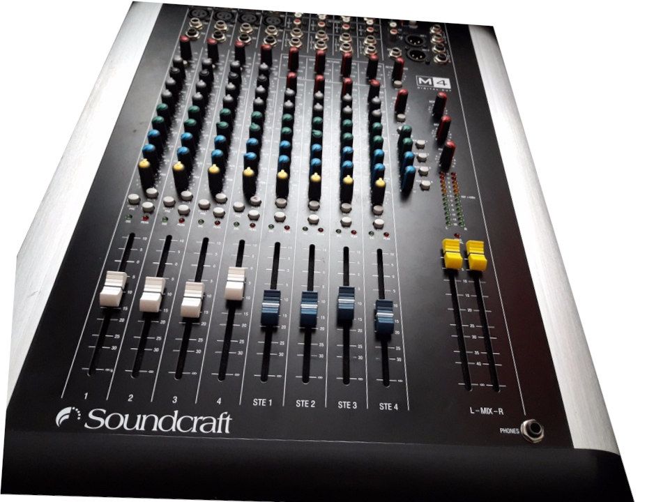 Soundcraft M4 - фото 3